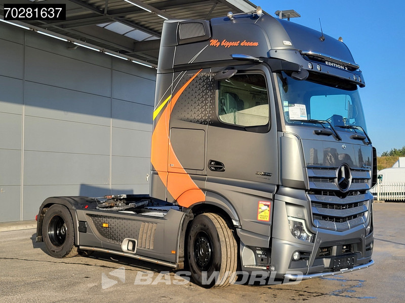 Mercedes-Benz Actros 2163 4X2 Edition 2! GigaSpace Retarder Full-Air Hydraulik - Tegljač: slika Mercedes-Benz Actros 2163 4X2 Edition 2! GigaSpace Retarder Full-Air Hydraulik - Tegljač Mercedes-Benz Actros 2163 4X2 Edition 2! GigaSpace Retarder Full-Air Hydraulik - Tegljač: slika Mercedes-Benz Actros 2163 4X2 Edition 2! GigaSpace Retarder Full-Air Hydraulik - Tegljač