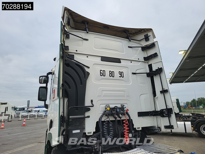 Tegljač Renault T 460 4X2 2x Tanks Optibrake Euro 6: slika Tegljač Renault T 460 4X2 2x Tanks Optibrake Euro 6