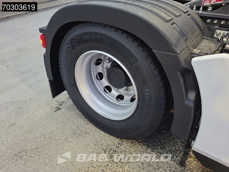 Novi Tegljač Renault T 520 4X2 NEW! Retarder 2xTanks ACC Standklima LED: slika Novi Tegljač Renault T 520 4X2 NEW! Retarder 2xTanks ACC Standklima LED