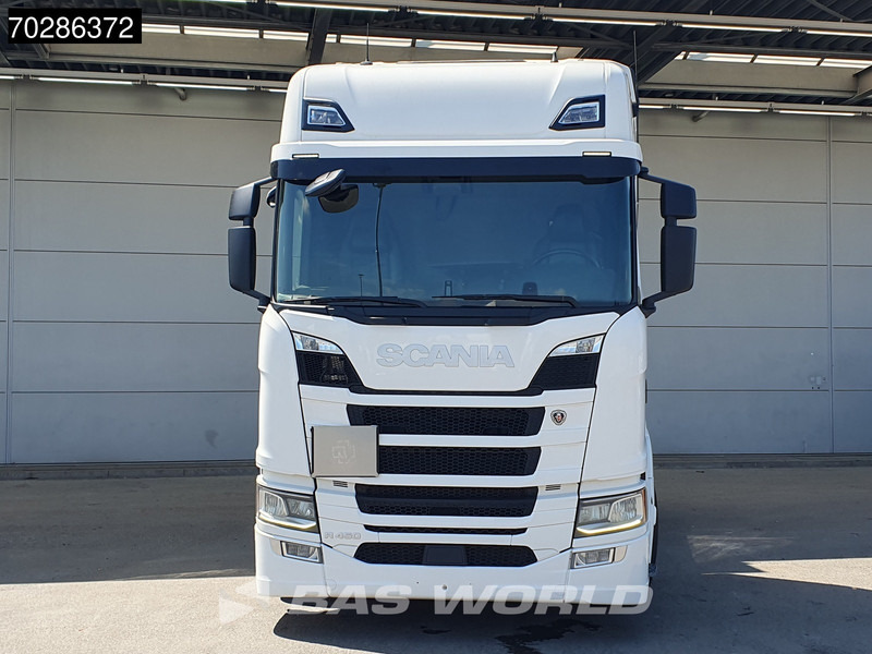 Tegljač Scania R450 R 6X2 Full-Air Liftachse Standklima Navi LED Euro 6: slika Tegljač Scania R450 R 6X2 Full-Air Liftachse Standklima Navi LED Euro 6