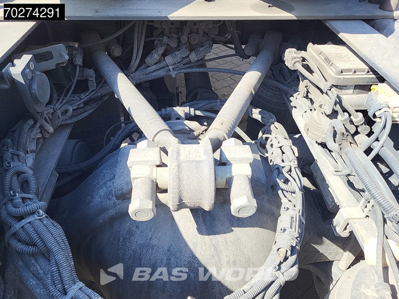 Tegljač Scania S460 S 4X2 Retarder 2x Tanks ACC Euro 6: slika Tegljač Scania S460 S 4X2 Retarder 2x Tanks ACC Euro 6