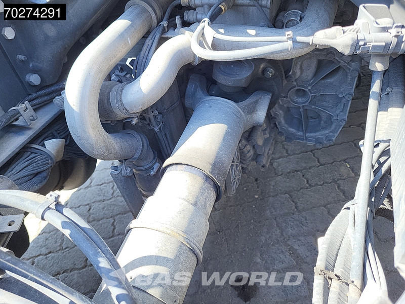 Tegljač Scania S460 S 4X2 Retarder 2x Tanks ACC Euro 6: slika Tegljač Scania S460 S 4X2 Retarder 2x Tanks ACC Euro 6