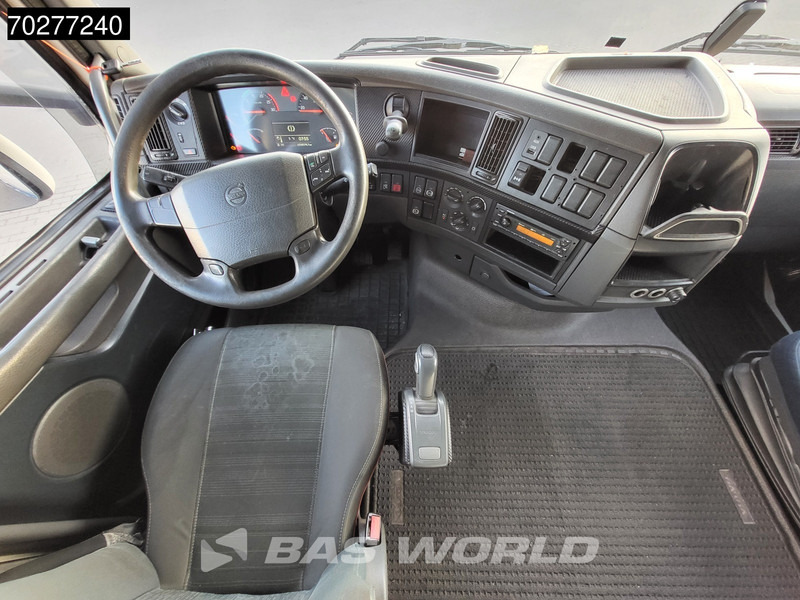 Interior photo 1: Tegljač Volvo FH 420 4X2 XL VEB StandKlima Xenon EEV