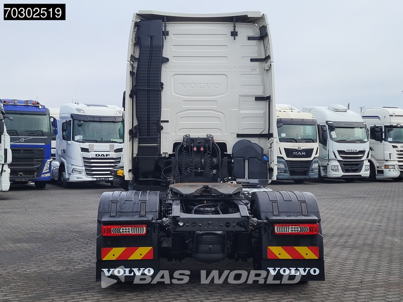 Volvo FH 460 4X2 XL VEB+ 2xTanks - Tegljač: slika Volvo FH 460 4X2 XL VEB+ 2xTanks - Tegljač Volvo FH 460 4X2 XL VEB+ 2xTanks - Tegljač: slika Volvo FH 460 4X2 XL VEB+ 2xTanks - Tegljač