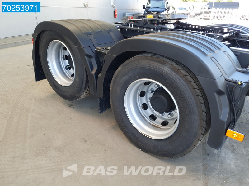 Novi Tegljač Volvo FH 460 6X2 NL-Truck XL VEB+ 2x Tanks ACC Navi LED: slika Novi Tegljač Volvo FH 460 6X2 NL-Truck XL VEB+ 2x Tanks ACC Navi LED