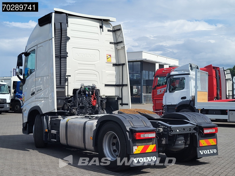 Volvo FH 500 4X2 XL VEB+ 2xTanks Navi LED ACC Euro 6 - Tegljač: slika Volvo FH 500 4X2 XL VEB+ 2xTanks Navi LED ACC Euro 6 - Tegljač Volvo FH 500 4X2 XL VEB+ 2xTanks Navi LED ACC Euro 6 - Tegljač: slika Volvo FH 500 4X2 XL VEB+ 2xTanks Navi LED ACC Euro 6 - Tegljač