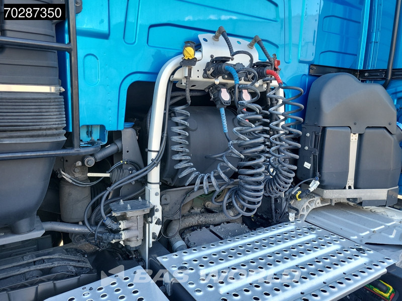 Volvo FH16 650 4X2 XL Retarder Full-Air VDS I-ParkCool Leather Alcoa's - Tegljač: slika Volvo FH16 650 4X2 XL Retarder Full-Air VDS I-ParkCool Leather Alcoa's - Tegljač Volvo FH16 650 4X2 XL Retarder Full-Air VDS I-ParkCool Leather Alcoa's - Tegljač: slika Volvo FH16 650 4X2 XL Retarder Full-Air VDS I-ParkCool Leather Alcoa's - Tegljač