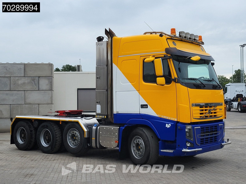 Volvo FH16 700 FH16 8X4 90T! Retarder Big-Axle Lift+Lenkachse Euro 5 - Tegljač: slika Volvo FH16 700 FH16 8X4 90T! Retarder Big-Axle Lift+Lenkachse Euro 5 - Tegljač Volvo FH16 700 FH16 8X4 90T! Retarder Big-Axle Lift+Lenkachse Euro 5 - Tegljač: slika Volvo FH16 700 FH16 8X4 90T! Retarder Big-Axle Lift+Lenkachse Euro 5 - Tegljač