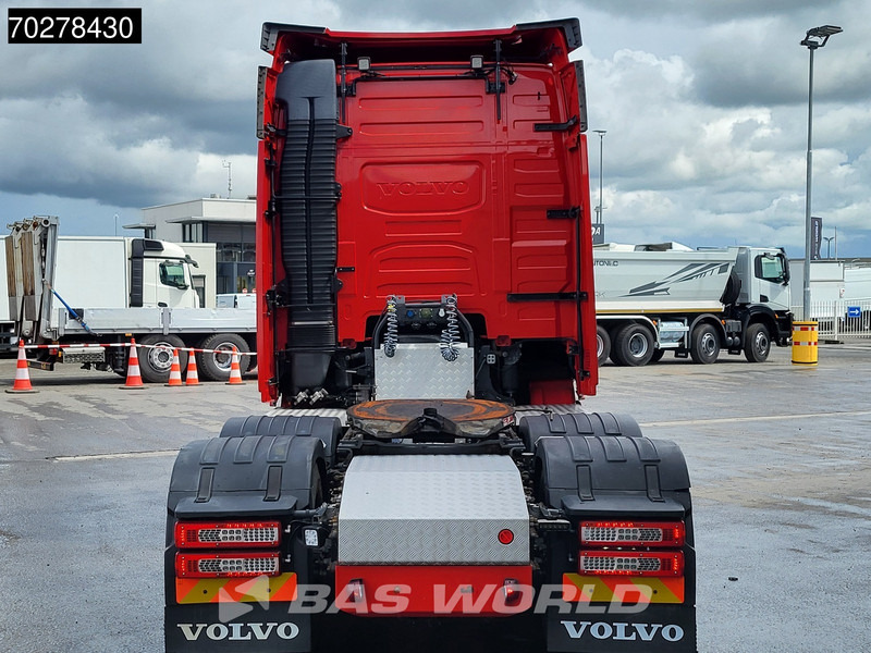 Volvo FH16 750 FH16 6X2 Special-Interior Full-Air Work-Remote Dynamic Steering Alcoa ACC Xenon - Tegljač: slika Volvo FH16 750 FH16 6X2 Special-Interior Full-Air Work-Remote Dynamic Steering Alcoa ACC Xenon - Tegljač Volvo FH16 750 FH16 6X2 Special-Interior Full-Air Work-Remote Dynamic Steering Alcoa ACC Xenon - Tegljač: slika Volvo FH16 750 FH16 6X2 Special-Interior Full-Air Work-Remote Dynamic Steering Alcoa ACC Xenon - Tegljač