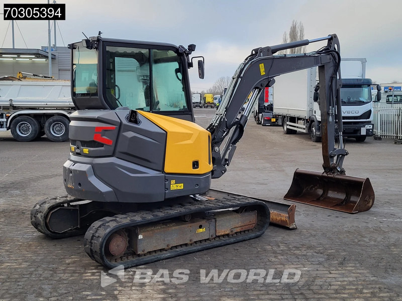 Volvo ECR50 F - Mini bager: slika Volvo ECR50 F - Mini bager Volvo ECR50 F - Mini bager: slika Volvo ECR50 F - Mini bager