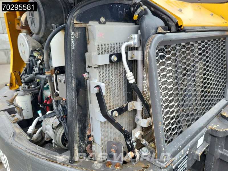 Mini bager Volvo ECR88 D: slika Mini bager Volvo ECR88 D