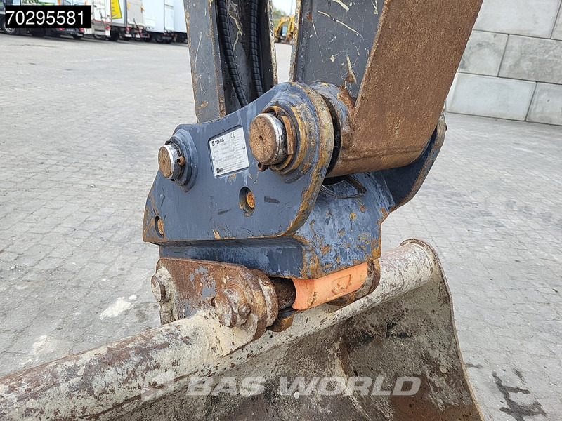 Mini bager Volvo ECR88 D: slika Mini bager Volvo ECR88 D