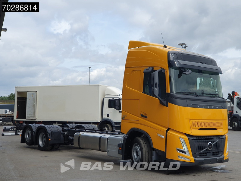Volvo FH 460 6X2 NEW chassis! Full air Suspension Lift-Axle Navi ACC LED Euro 6 - Kamion-šasija: slika Volvo FH 460 6X2 NEW chassis! Full air Suspension Lift-Axle Navi ACC LED Euro 6 - Kamion-šasija Volvo FH 460 6X2 NEW chassis! Full air Suspension Lift-Axle Navi ACC LED Euro 6 - Kamion-šasija: slika Volvo FH 460 6X2 NEW chassis! Full air Suspension Lift-Axle Navi ACC LED Euro 6 - Kamion-šasija
