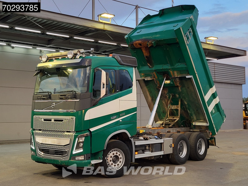 Volvo FH16 650 FH16 6X4 12m3 tipper Automatic Retarder Big-Axle Xenon Euro 6 - Kiper: slika Volvo FH16 650 FH16 6X4 12m3 tipper Automatic Retarder Big-Axle Xenon Euro 6 - Kiper Volvo FH16 650 FH16 6X4 12m3 tipper Automatic Retarder Big-Axle Xenon Euro 6 - Kiper: slika Volvo FH16 650 FH16 6X4 12m3 tipper Automatic Retarder Big-Axle Xenon Euro 6 - Kiper