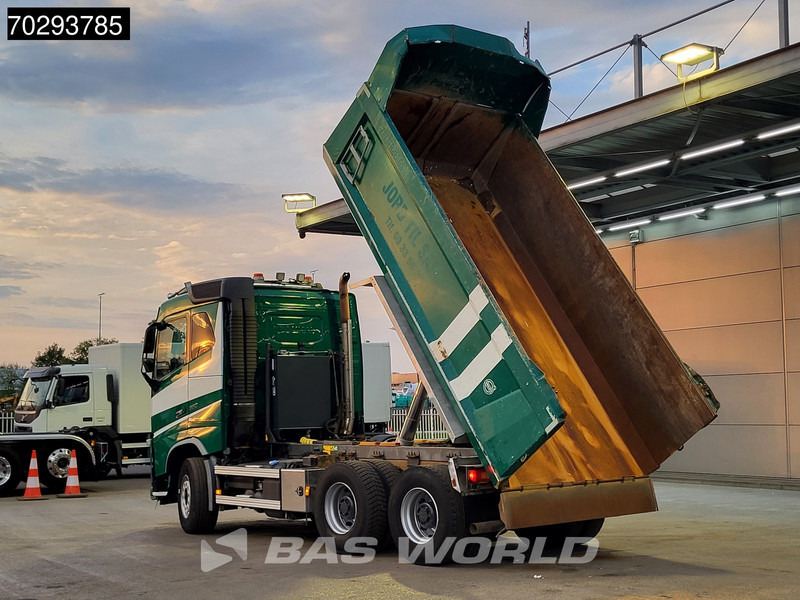 Volvo FH16 650 FH16 6X4 12m3 tipper Automatic Retarder Big-Axle Xenon Euro 6 - Kiper: slika Volvo FH16 650 FH16 6X4 12m3 tipper Automatic Retarder Big-Axle Xenon Euro 6 - Kiper Volvo FH16 650 FH16 6X4 12m3 tipper Automatic Retarder Big-Axle Xenon Euro 6 - Kiper: slika Volvo FH16 650 FH16 6X4 12m3 tipper Automatic Retarder Big-Axle Xenon Euro 6 - Kiper
