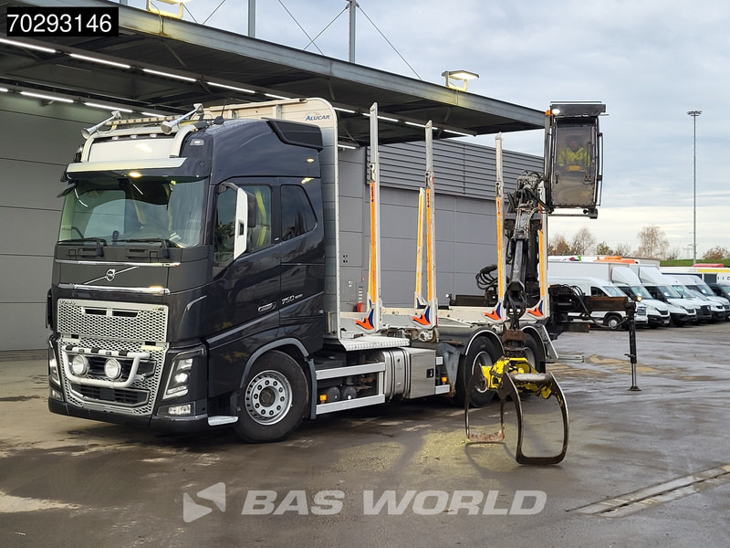 Volvo FH16 750 FH16 6X4 HIAB LOGLIFT F108S 83 Wood crane Retarder VEB+ Big-Axle Euro 6 - Kamion šumar, Kamion s kranom: slika Volvo FH16 750 FH16 6X4 HIAB LOGLIFT F108S 83 Wood crane Retarder VEB+ Big-Axle Euro 6 - Kamion šumar, Kamion s kranom Volvo FH16 750 FH16 6X4 HIAB LOGLIFT F108S 83 Wood crane Retarder VEB+ Big-Axle Euro 6 - Kamion šumar, Kamion s kranom: slika Volvo FH16 750 FH16 6X4 HIAB LOGLIFT F108S 83 Wood crane Retarder VEB+ Big-Axle Euro 6 - Kamion šumar, Kamion s kranom