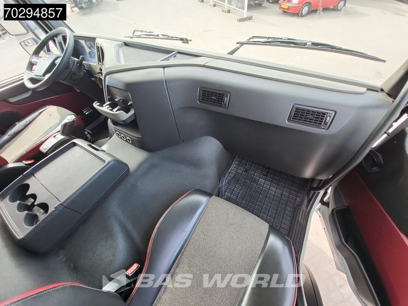 Kamion sandučar Volvo FM 330 FM 6X2 NL-Truck APK Lift-axle Tailgate Automatic Euro 6: slika Kamion sandučar Volvo FM 330 FM 6X2 NL-Truck APK Lift-axle Tailgate Automatic Euro 6