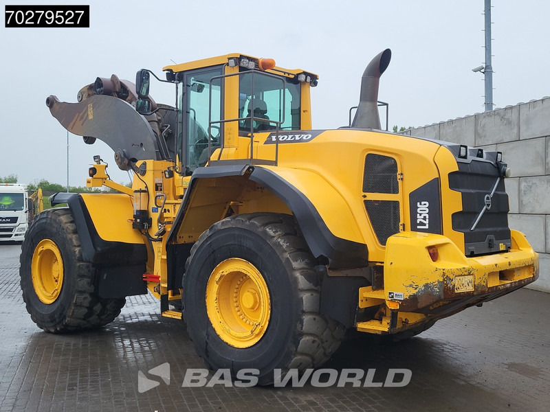 Volvo L250 G CDC - Utovarivač na kotačima: slika Volvo L250 G CDC - Utovarivač na kotačima Volvo L250 G CDC - Utovarivač na kotačima: slika Volvo L250 G CDC - Utovarivač na kotačima