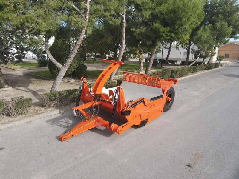 Agrotécnica TH48 - Strugač: slika Agrotécnica TH48 - Strugač Agrotécnica TH48 - Strugač: slika Agrotécnica TH48 - Strugač