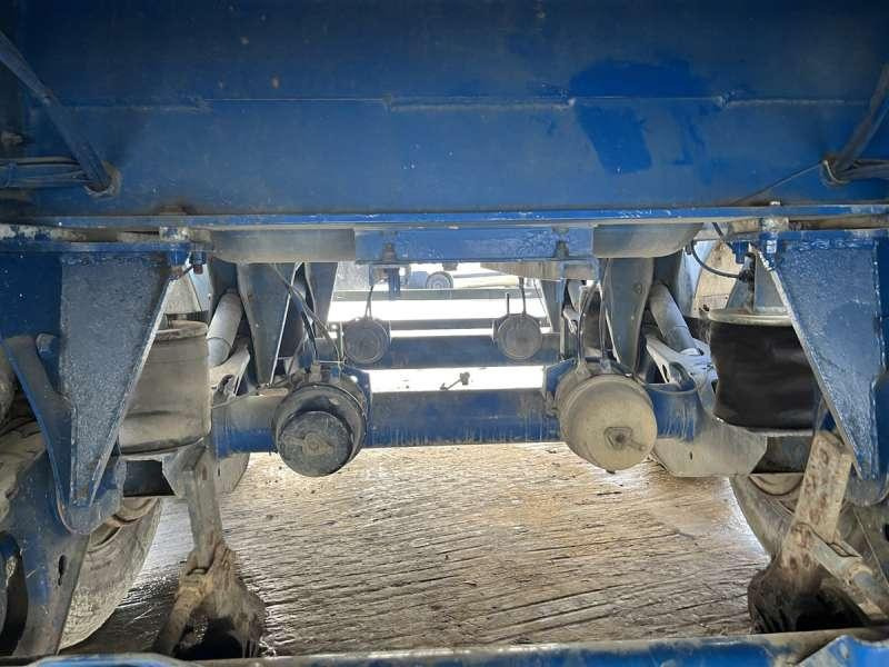 Kiper poluprikolica Benalu 3 ESSIEUX: slika Kiper poluprikolica Benalu 3 ESSIEUX