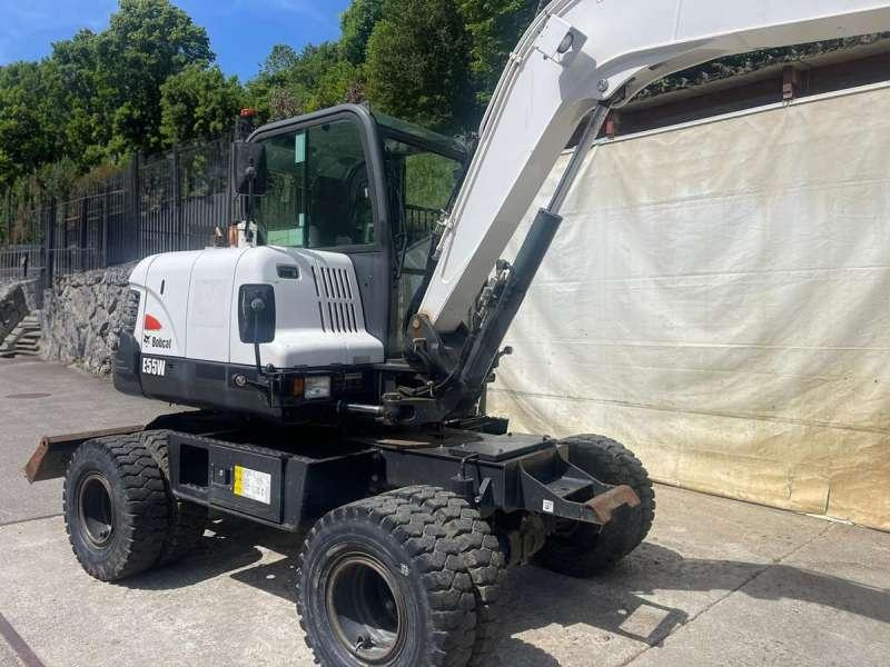Bobcat E55W - Bager na kotačima: slika Bobcat E55W - Bager na kotačima Bobcat E55W - Bager na kotačima: slika Bobcat E55W - Bager na kotačima