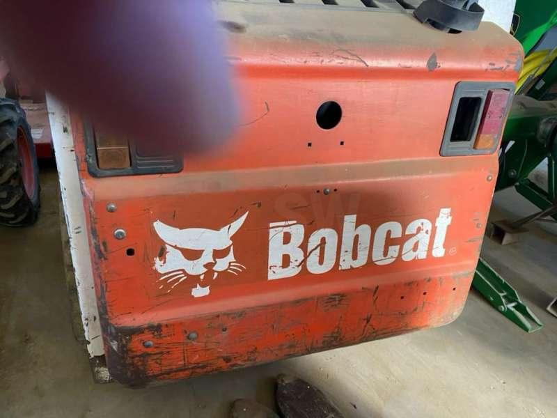 Bobcat T140 - Kompaktni utovarivač gusjeničar: slika Bobcat T140 - Kompaktni utovarivač gusjeničar Bobcat T140 - Kompaktni utovarivač gusjeničar: slika Bobcat T140 - Kompaktni utovarivač gusjeničar
