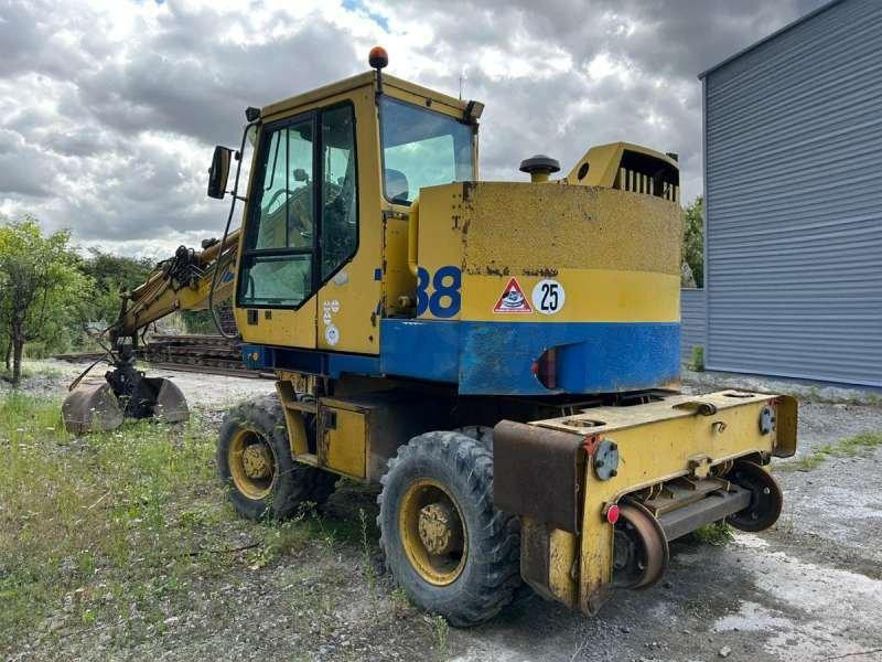 Case 788-PRR - Bager na kotačima: slika Case 788-PRR - Bager na kotačima Case 788-PRR - Bager na kotačima: slika Case 788-PRR - Bager na kotačima