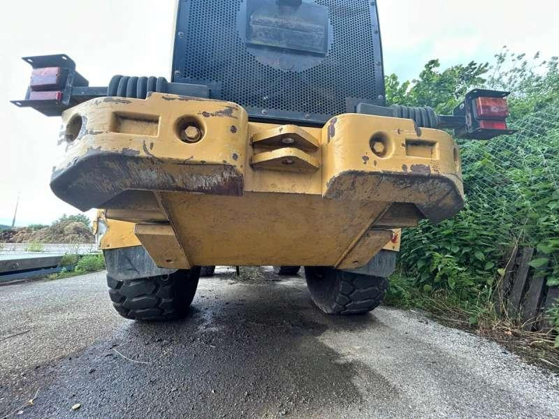 Zakup Caterpillar 924G Caterpillar 924G: slika Zakup Caterpillar 924G Caterpillar 924G