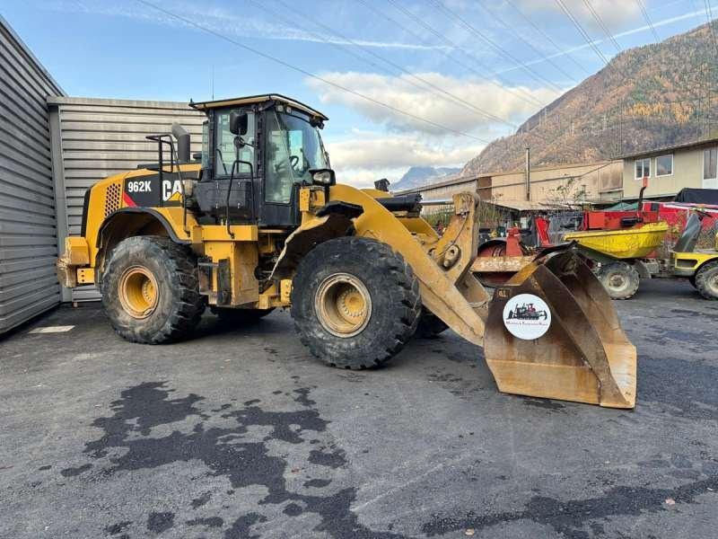 Caterpillar 962K - Utovarivač na kotačima: slika Caterpillar 962K - Utovarivač na kotačima Caterpillar 962K - Utovarivač na kotačima: slika Caterpillar 962K - Utovarivač na kotačima