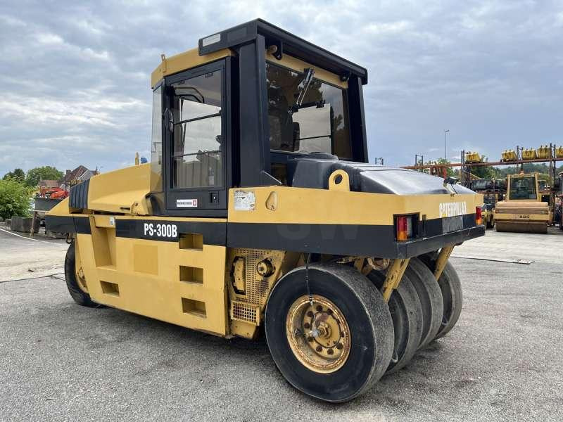 Caterpillar PS300B - Pneumatski valjak: slika Caterpillar PS300B - Pneumatski valjak Caterpillar PS300B - Pneumatski valjak: slika Caterpillar PS300B - Pneumatski valjak