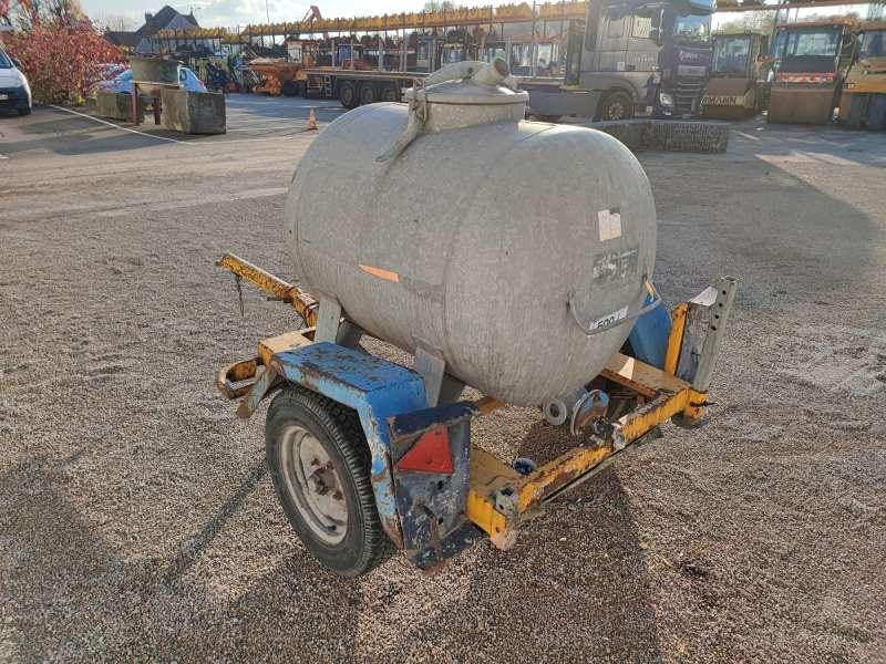 Courant 500 LITRES A EAU - Spremnik: slika Courant 500 LITRES A EAU - Spremnik Courant 500 LITRES A EAU - Spremnik: slika Courant 500 LITRES A EAU - Spremnik