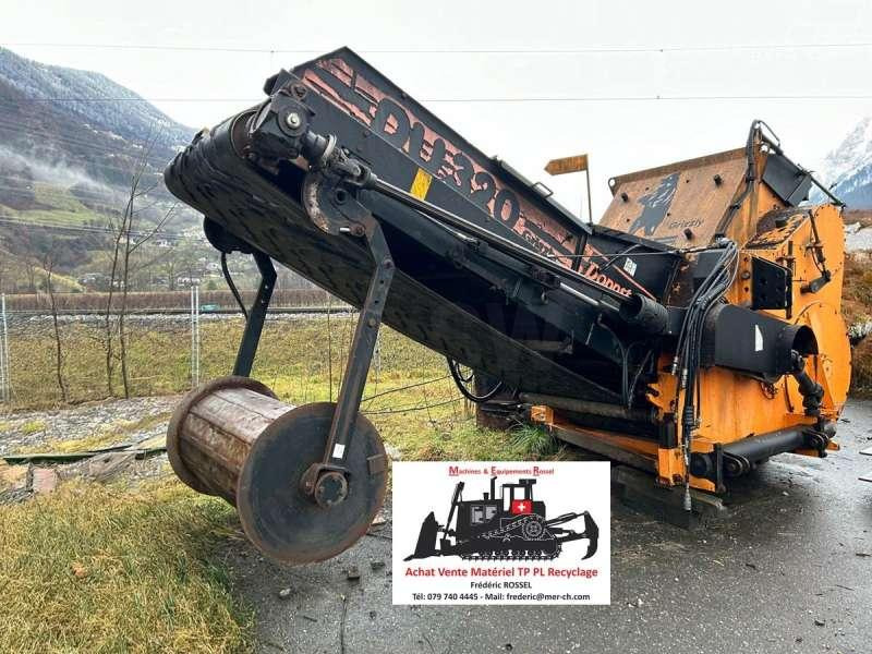 Doppstadt DU320 GRIZZLY - Drobilica: slika Doppstadt DU320 GRIZZLY - Drobilica Doppstadt DU320 GRIZZLY - Drobilica: slika Doppstadt DU320 GRIZZLY - Drobilica