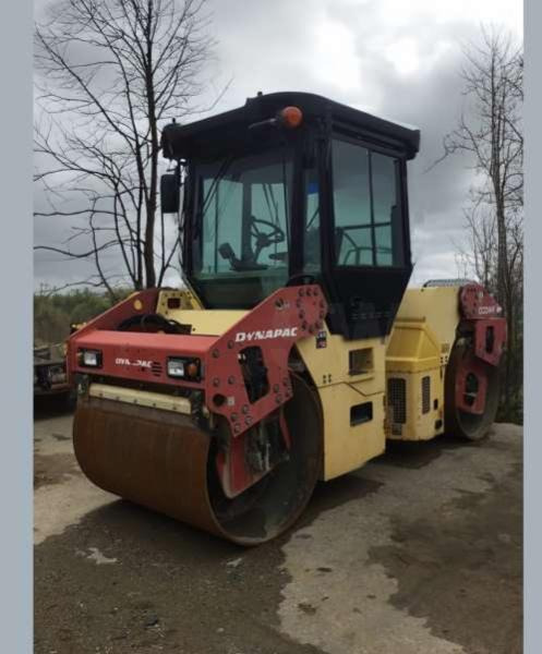 Dynapac CC224HF - Cestovni valjak: slika Dynapac CC224HF - Cestovni valjak Dynapac CC224HF - Cestovni valjak: slika Dynapac CC224HF - Cestovni valjak