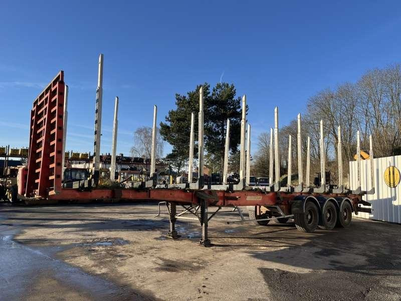 Fruehauf GRUMIERE 3 ESSIEUX - Šumarska poluprikolica: slika Fruehauf GRUMIERE 3 ESSIEUX - Šumarska poluprikolica Fruehauf GRUMIERE 3 ESSIEUX - Šumarska poluprikolica: slika Fruehauf GRUMIERE 3 ESSIEUX - Šumarska poluprikolica