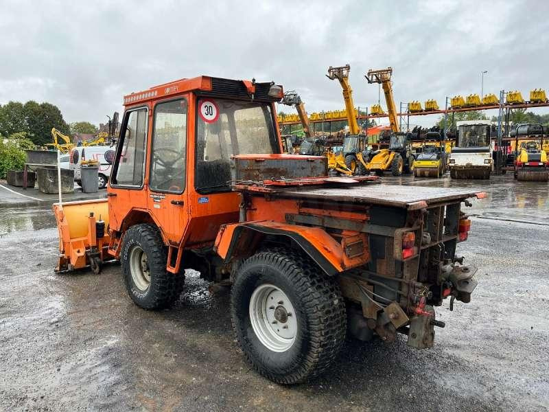 HOLDER C5000 TURBO - Vozilo za čišćenje snijega: slika HOLDER C5000 TURBO - Vozilo za čišćenje snijega HOLDER C5000 TURBO - Vozilo za čišćenje snijega: slika HOLDER C5000 TURBO - Vozilo za čišćenje snijega