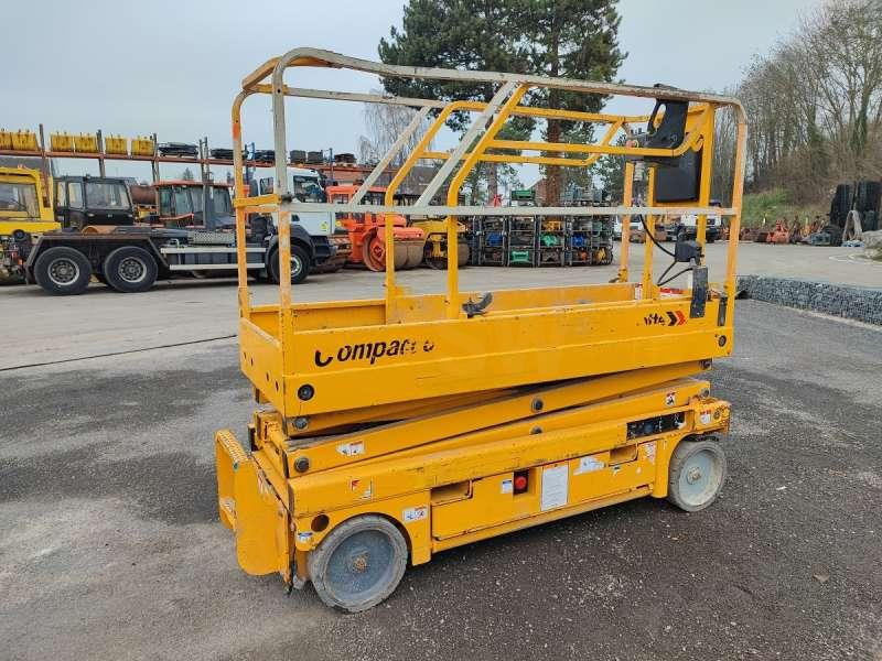 Haulotte CISEAUX COMPACT 8 - Platforma za podizanje stupa u okomitom položaju: slika Haulotte CISEAUX COMPACT 8 - Platforma za podizanje stupa u okomitom položaju Haulotte CISEAUX COMPACT 8 - Platforma za podizanje stupa u okomitom položaju: slika Haulotte CISEAUX COMPACT 8 - Platforma za podizanje stupa u okomitom položaju