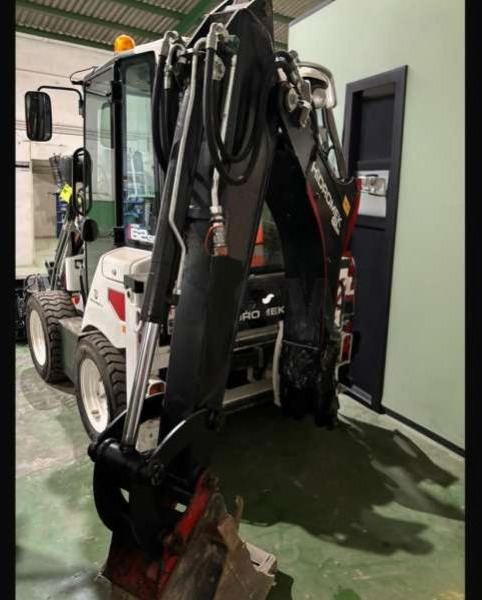 Hidromek HMK62SS - Rovokopač-utovarivač: slika Hidromek HMK62SS - Rovokopač-utovarivač Hidromek HMK62SS - Rovokopač-utovarivač: slika Hidromek HMK62SS - Rovokopač-utovarivač