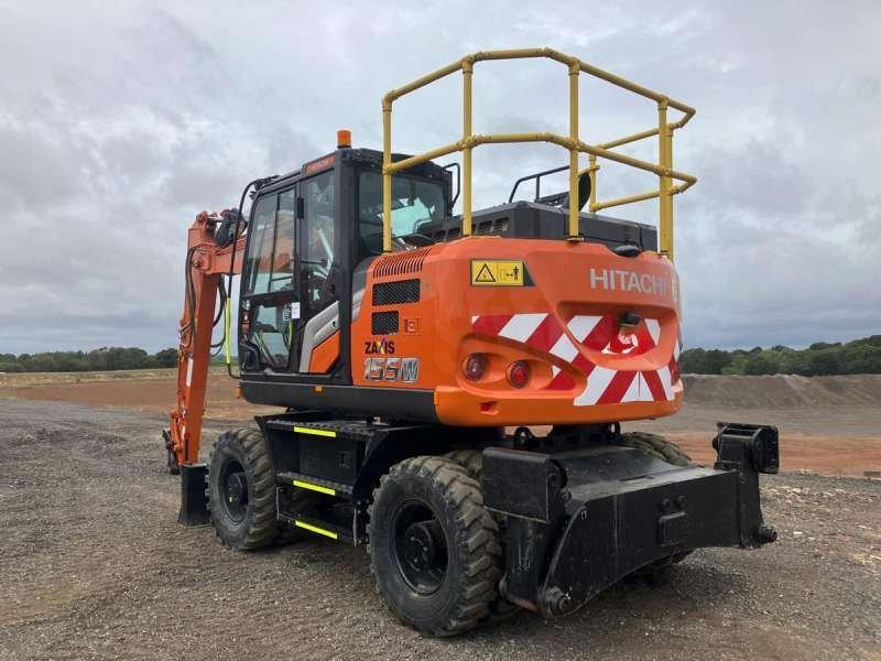 Hitachi ZX155W-7 - Bager na kotačima: slika Hitachi ZX155W-7 - Bager na kotačima Hitachi ZX155W-7 - Bager na kotačima: slika Hitachi ZX155W-7 - Bager na kotačima