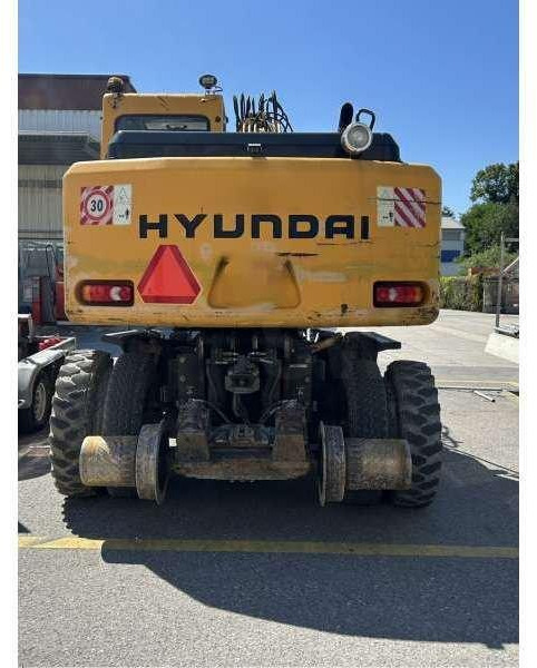 Hyundai ROBEX 140W-7 - Bager na kotačima: slika Hyundai ROBEX 140W-7 - Bager na kotačima Hyundai ROBEX 140W-7 - Bager na kotačima: slika Hyundai ROBEX 140W-7 - Bager na kotačima