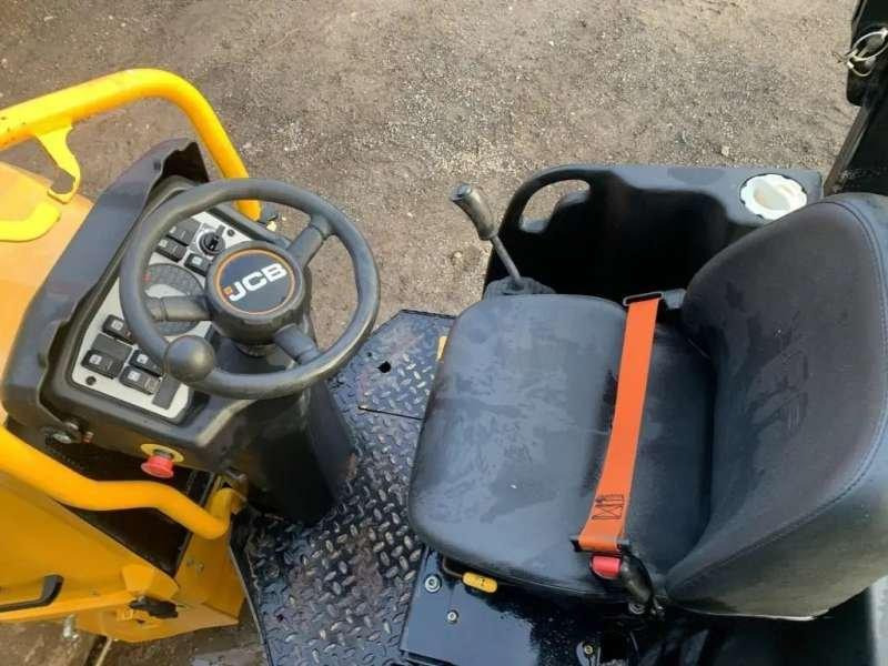 Cestovni valjak Jcb CT260-120: slika Cestovni valjak Jcb CT260-120