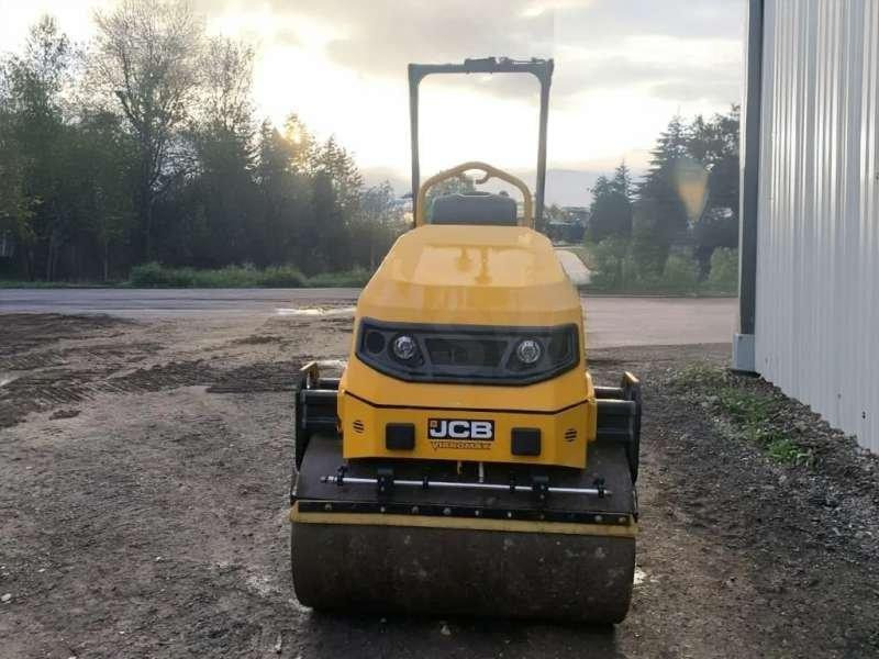 Cestovni valjak Jcb CT260-120: slika Cestovni valjak Jcb CT260-120