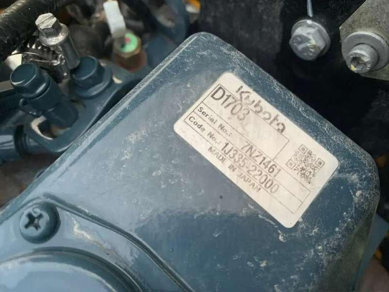 Cestovni valjak Jcb CT260-120: slika Cestovni valjak Jcb CT260-120