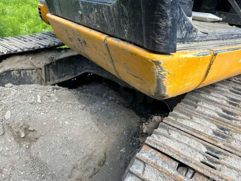 Jcb JZ140LC MACHINE SUISSE - Bager gusjeničar: slika Jcb JZ140LC MACHINE SUISSE - Bager gusjeničar Jcb JZ140LC MACHINE SUISSE - Bager gusjeničar: slika Jcb JZ140LC MACHINE SUISSE - Bager gusjeničar