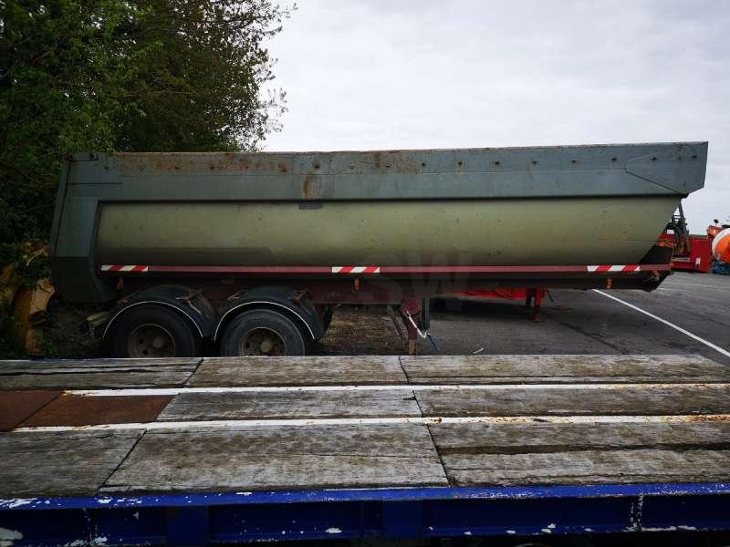 Kaiser KAISER 2 ESSIEUX - Kiper poluprikolica: slika Kaiser KAISER 2 ESSIEUX - Kiper poluprikolica Kaiser KAISER 2 ESSIEUX - Kiper poluprikolica: slika Kaiser KAISER 2 ESSIEUX - Kiper poluprikolica