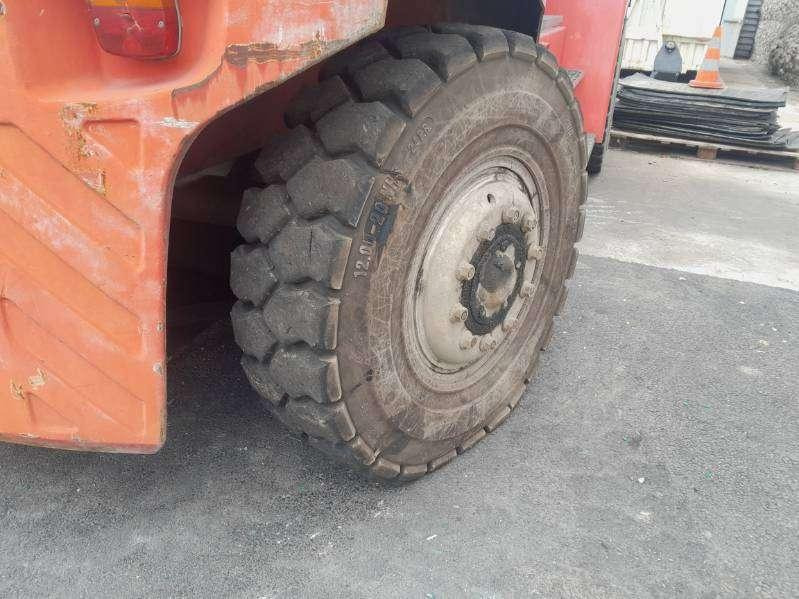 Kalmar DCE 150-12 - Diesel viličar: slika Kalmar DCE 150-12 - Diesel viličar Kalmar DCE 150-12 - Diesel viličar: slika Kalmar DCE 150-12 - Diesel viličar