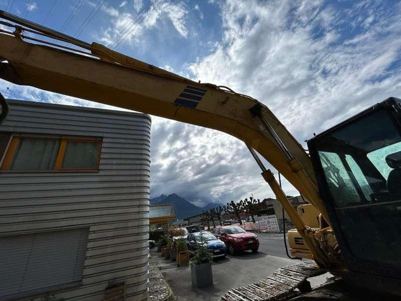Bager gusjeničar Komatsu PC180LC-6K MACHINE SUISSE: slika Bager gusjeničar Komatsu PC180LC-6K MACHINE SUISSE