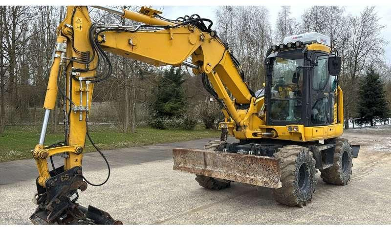 Komatsu PW98MR-11E0 - Bager na kotačima: slika Komatsu PW98MR-11E0 - Bager na kotačima Komatsu PW98MR-11E0 - Bager na kotačima: slika Komatsu PW98MR-11E0 - Bager na kotačima