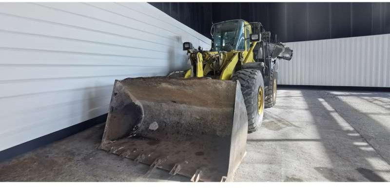 Komatsu WA470-3 - Utovarivač na kotačima: slika Komatsu WA470-3 - Utovarivač na kotačima Komatsu WA470-3 - Utovarivač na kotačima: slika Komatsu WA470-3 - Utovarivač na kotačima