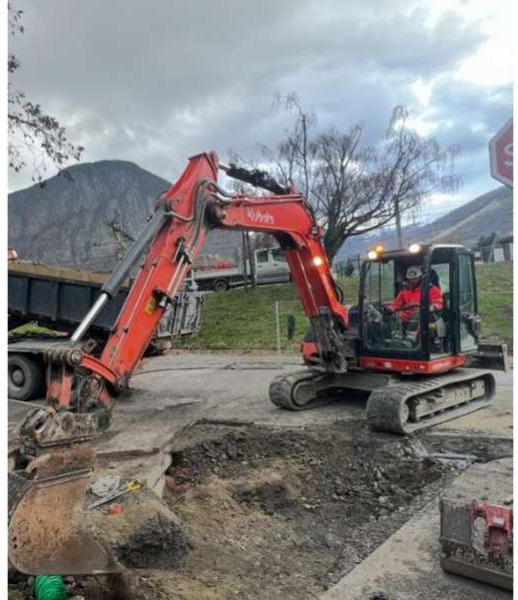 Kubota KX080-4A - Bager gusjeničar: slika Kubota KX080-4A - Bager gusjeničar Kubota KX080-4A - Bager gusjeničar: slika Kubota KX080-4A - Bager gusjeničar