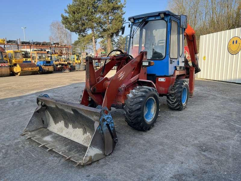 Kubota R520 - Rovokopač-utovarivač: slika Kubota R520 - Rovokopač-utovarivač Kubota R520 - Rovokopač-utovarivač: slika Kubota R520 - Rovokopač-utovarivač